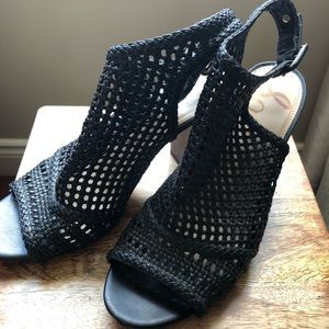 Sam Edelman black weaved leather sandal
